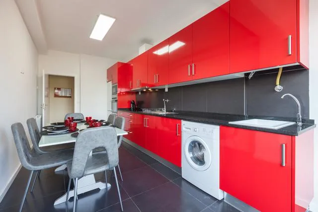 Feel At Home - Free private parking apartment view 2