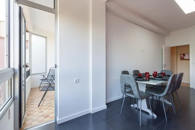 Feel At Home - Free private parking apartment view 6