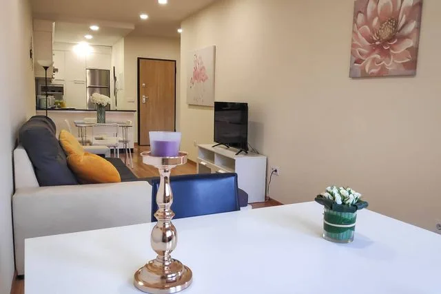 Porta 116 - Estacionamento privativo gratuito apartment view 9